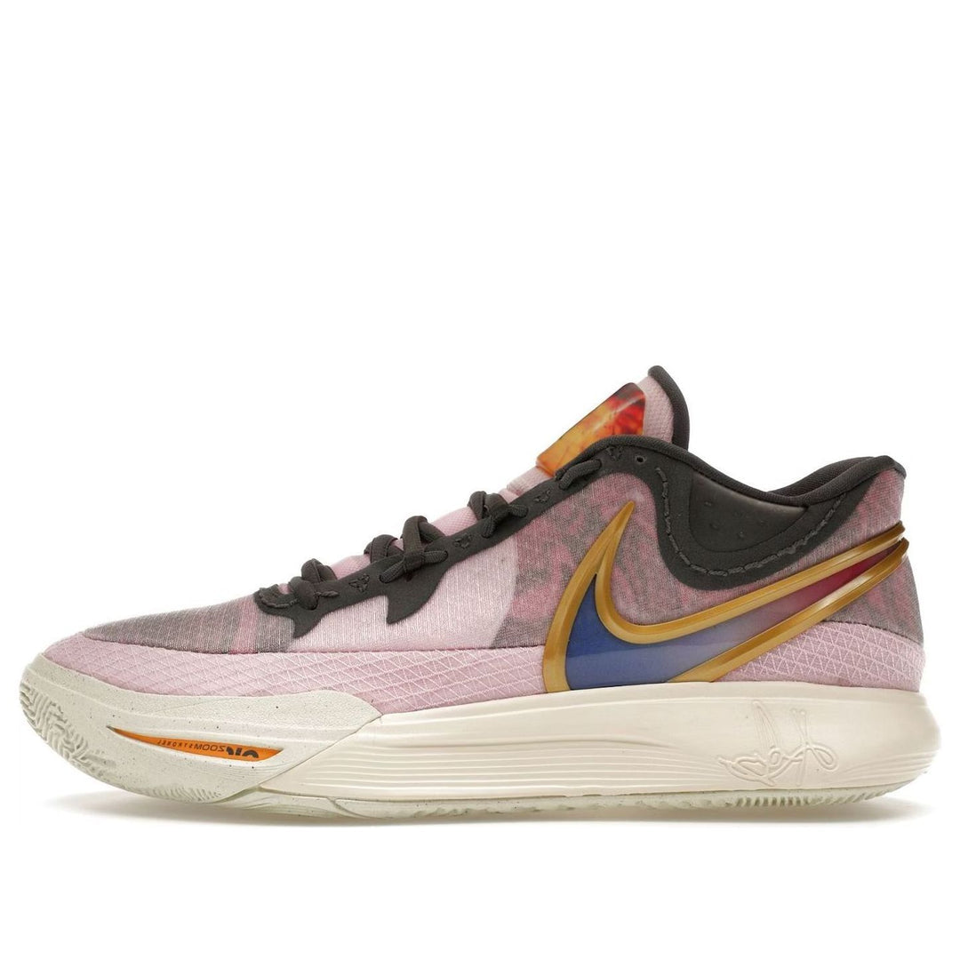 Nike - Kyrie 8