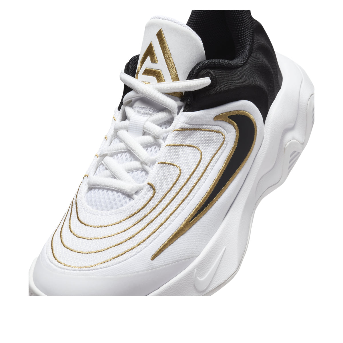 Nike Giannis Immortality 4