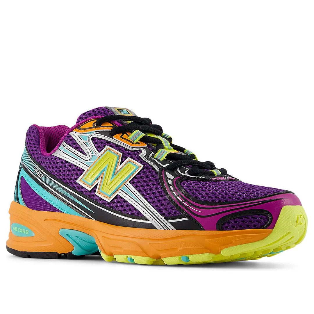 New Balance 740