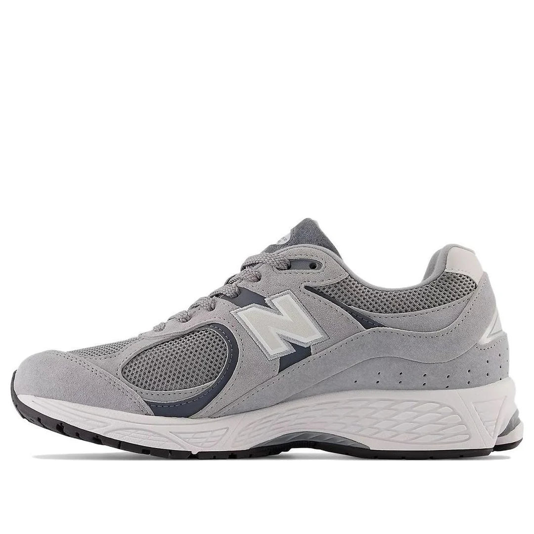 New Balance 2002R