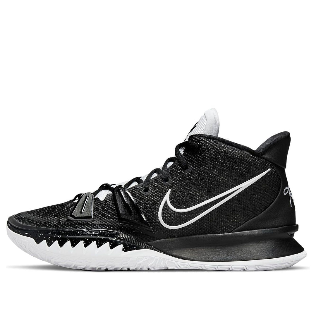 Nike Kyrie 7 TB