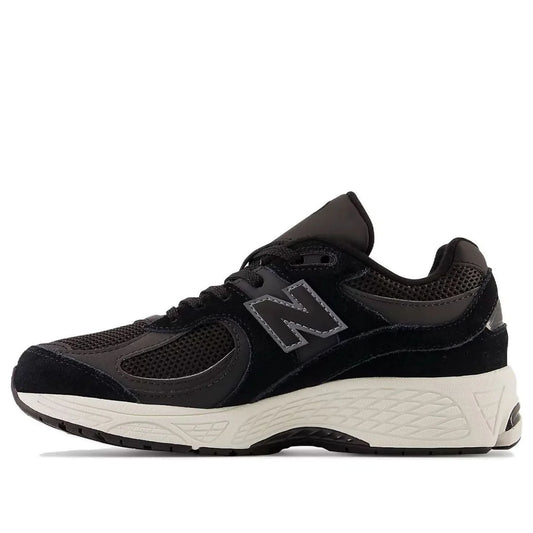 New Balance 2002R