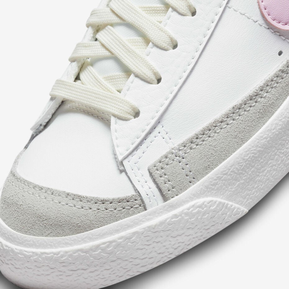 Nike Blazer Mid 77