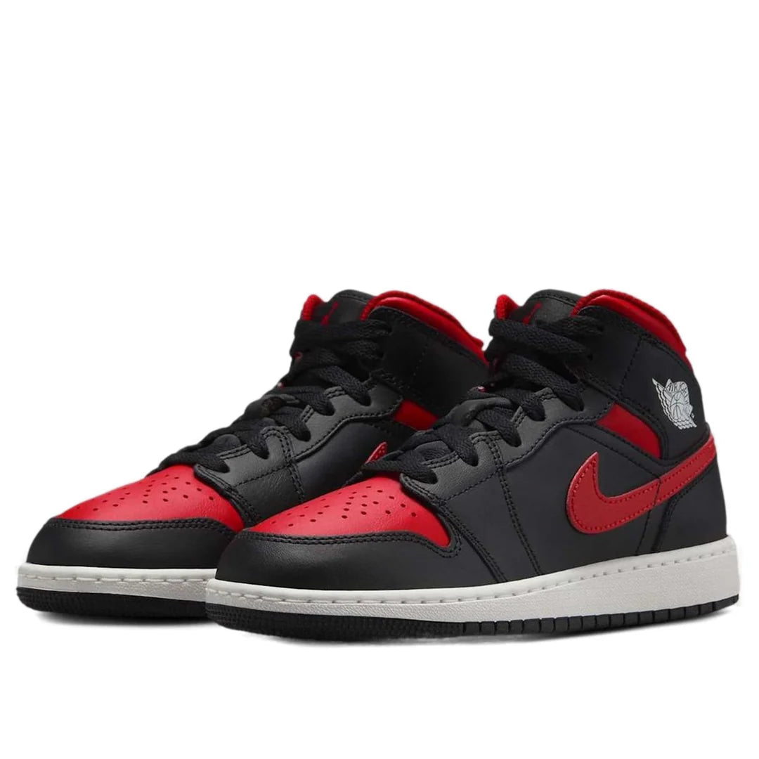 Nike Jordan 1 Mid