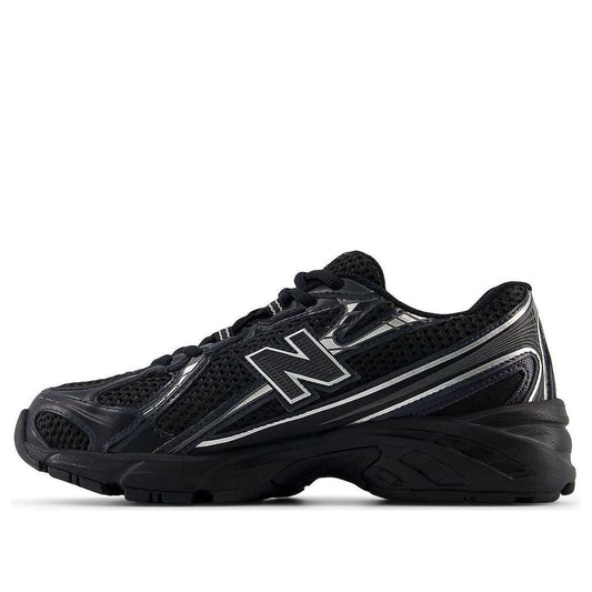 New Balance 740