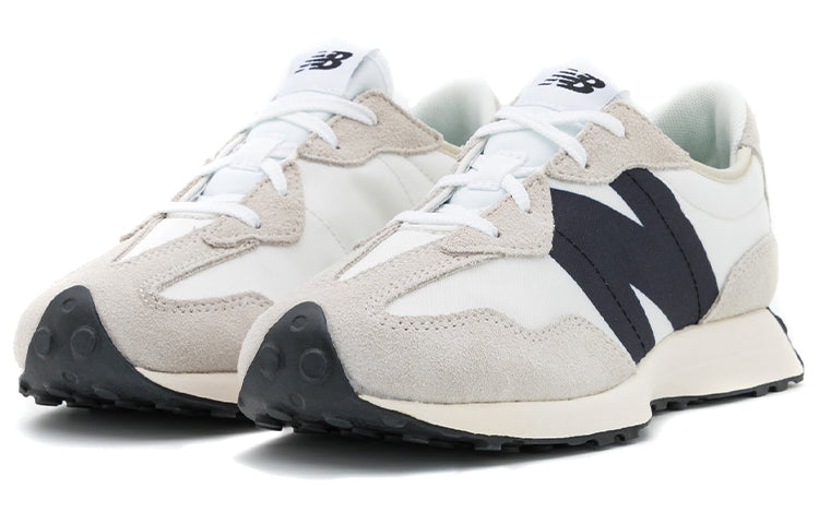 New Balance 327