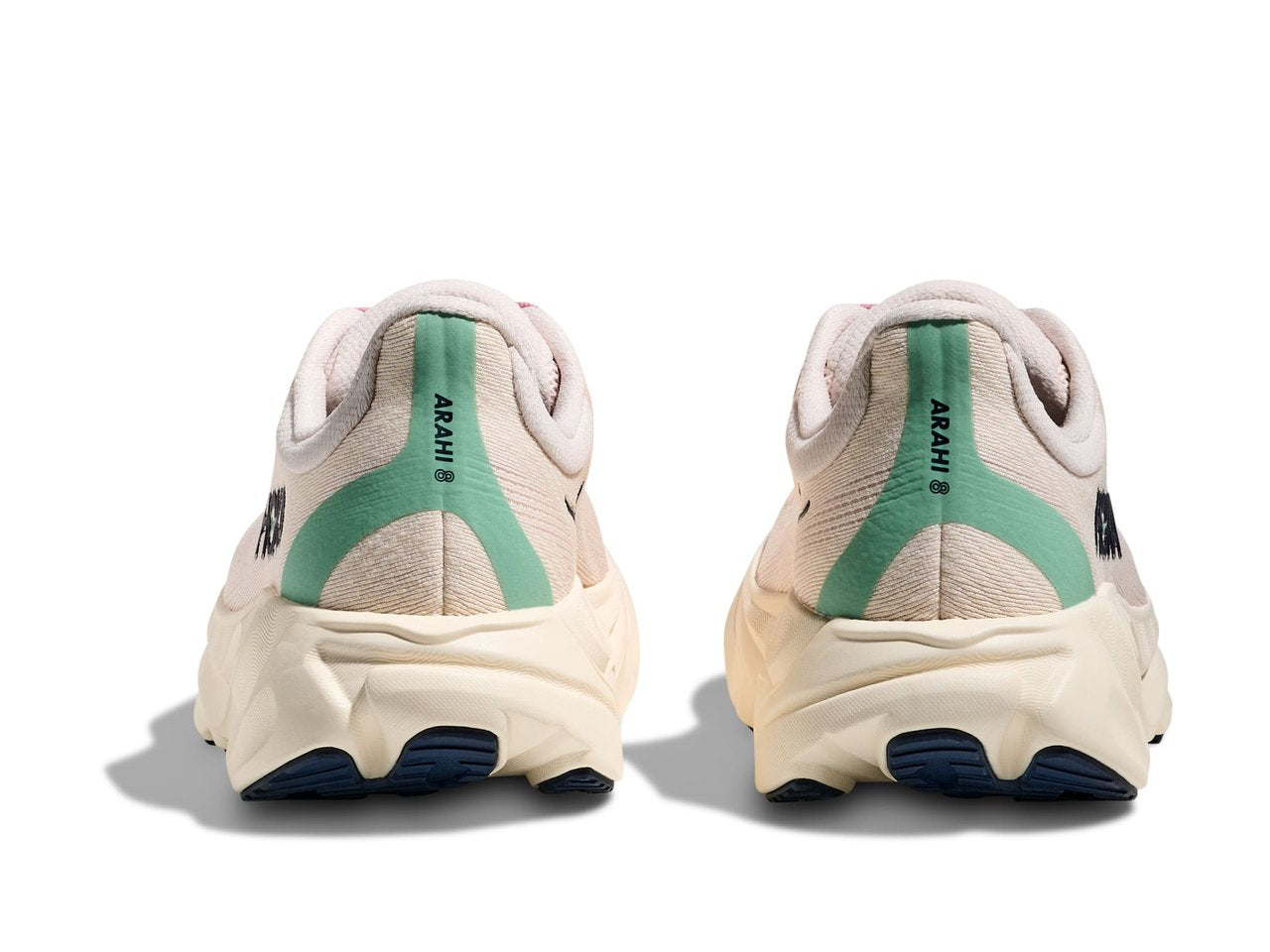 HOKA Arahi 8 'Rose Cream Alabaster'