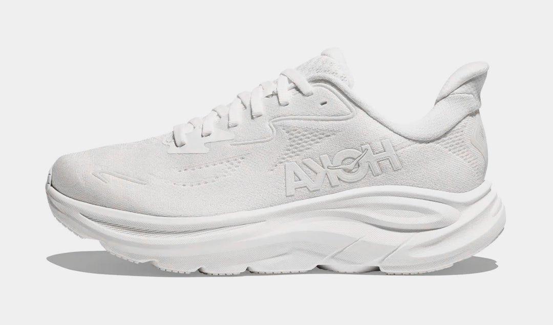 HOKA
CLIFTON 10
