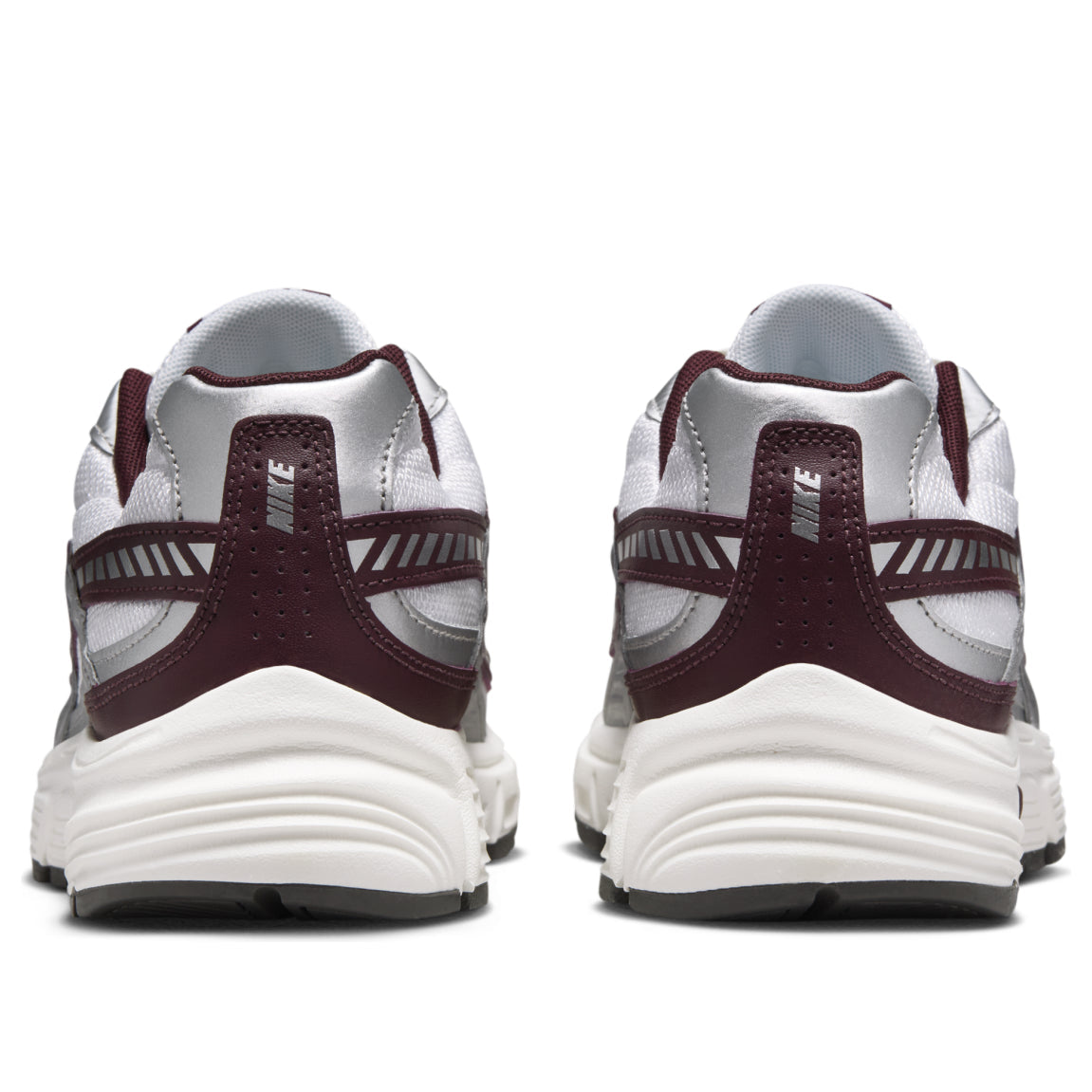 Nike Initiator