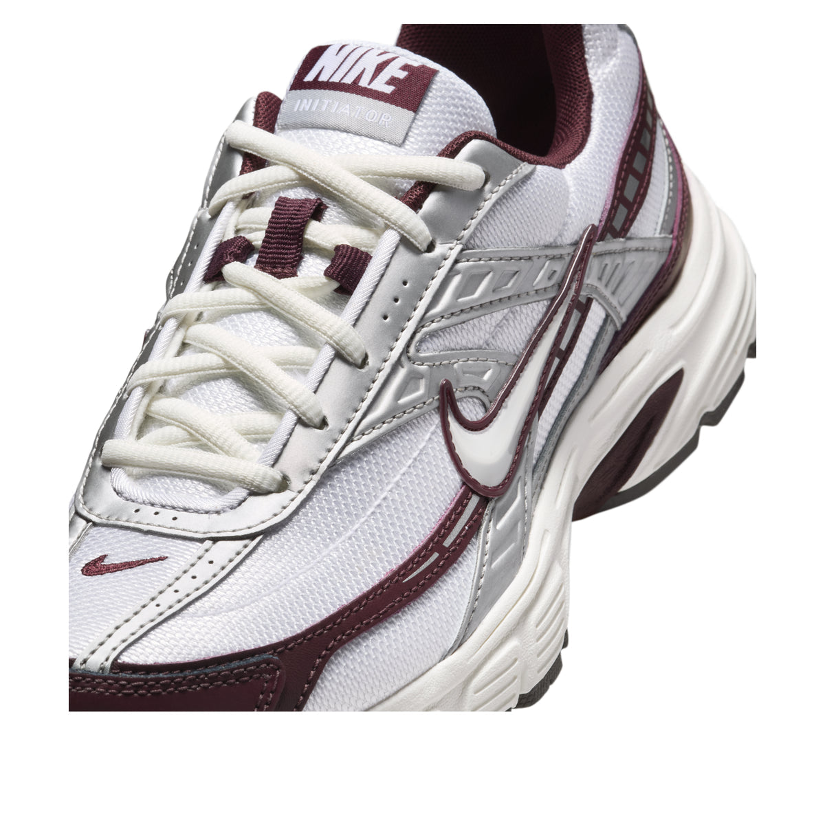 Nike Initiator