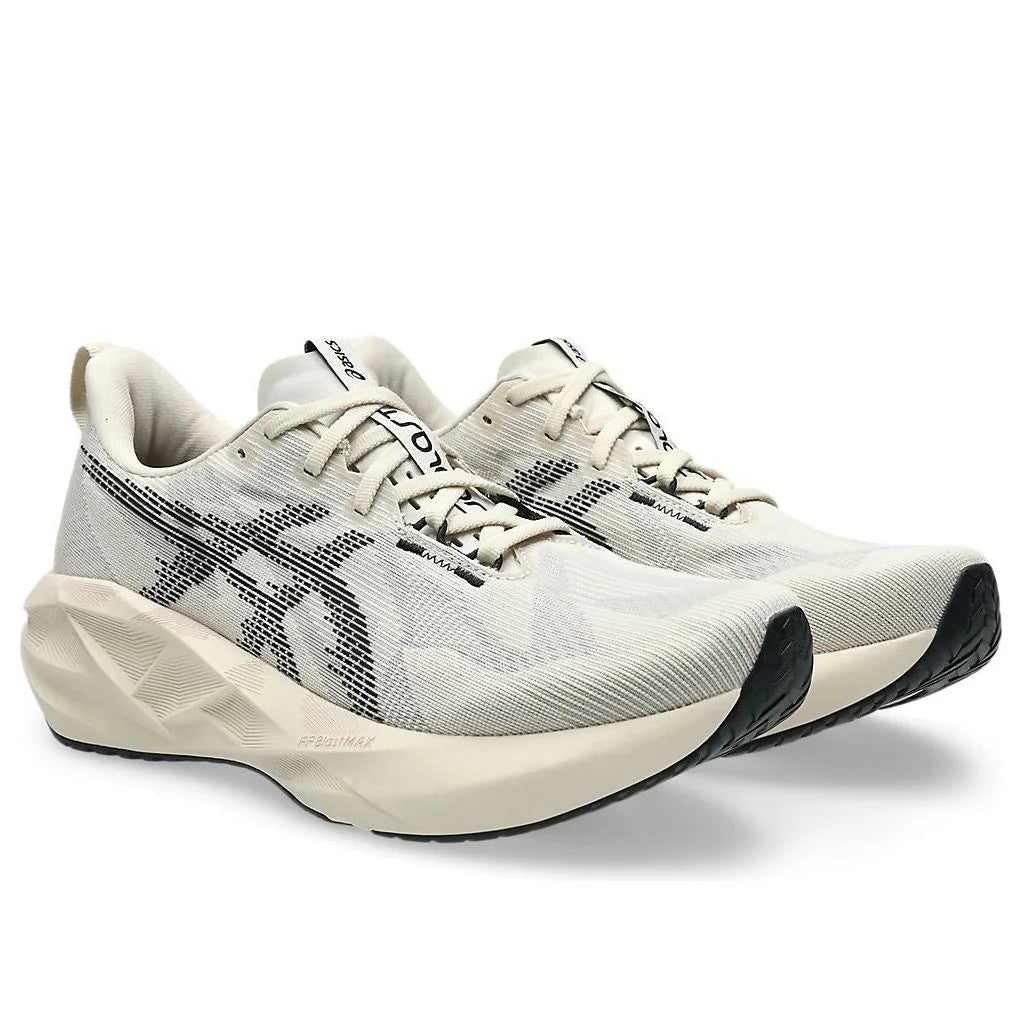 ASICS - Novablast 5 'Oatmeal Black