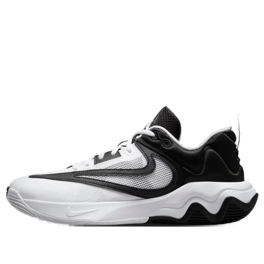 Nike Giannis Immortality 3