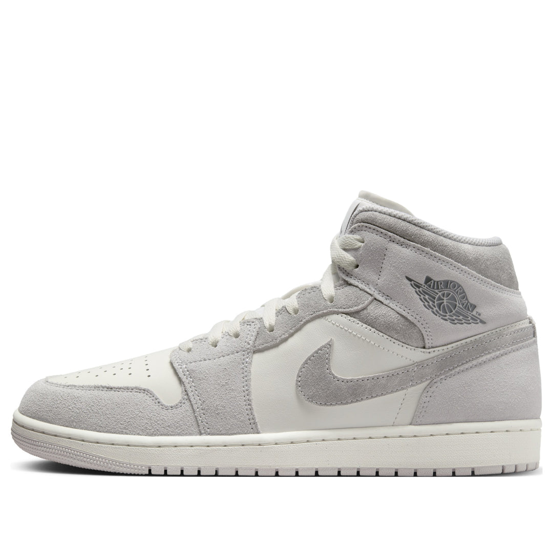 Nike Air Jordan 1 Mid SE