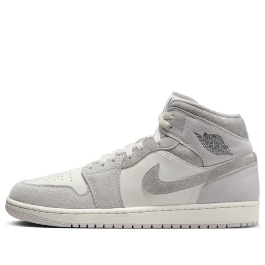 Nike Air Jordan 1 Mid SE