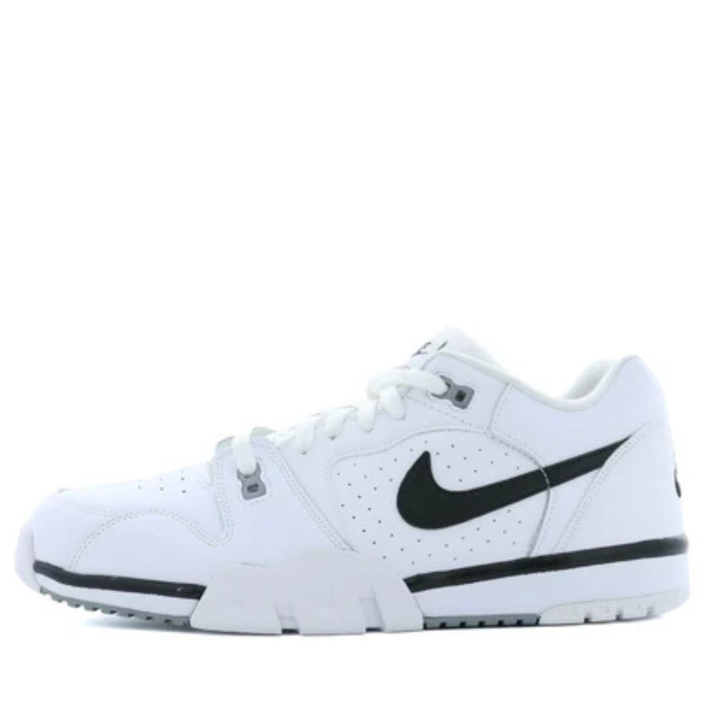 Nike Air Cross Trainer Low
White Black