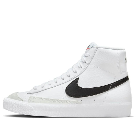 Nike Blazer Mid ’77 ‘White Black’
