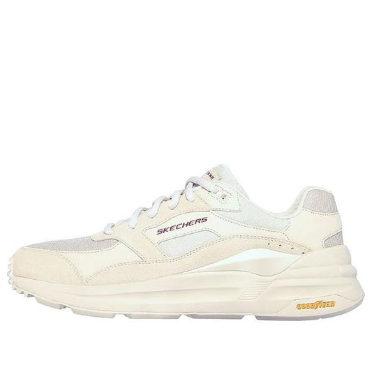 Skechers Global Jogger Low Top Beige/White
