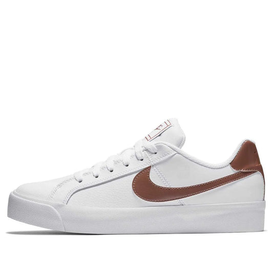 Nike Court Royale AC