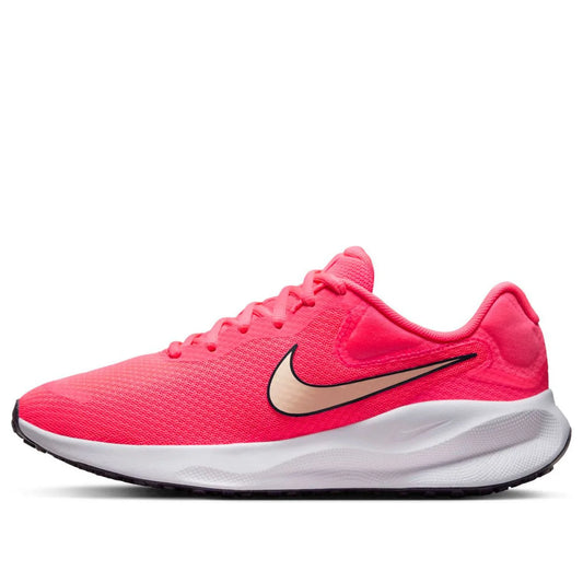 Nike Revolution 7