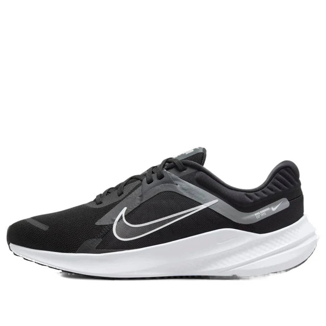 Nike Quest 5