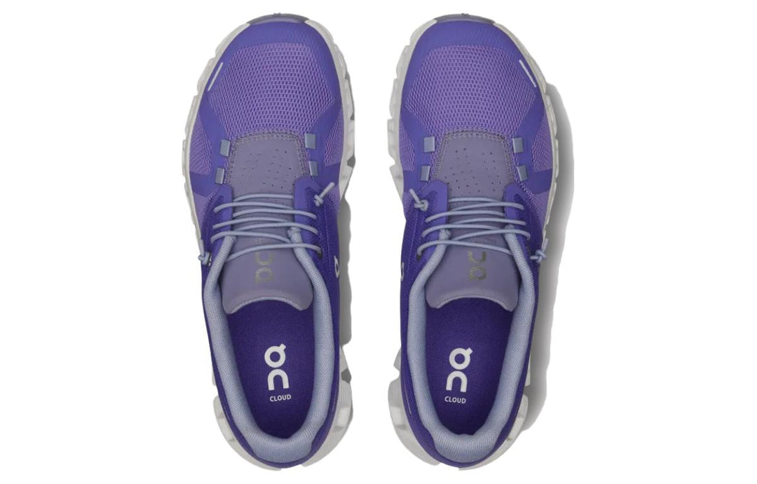 On Running On Cloud 5 'Blueberry Feather'