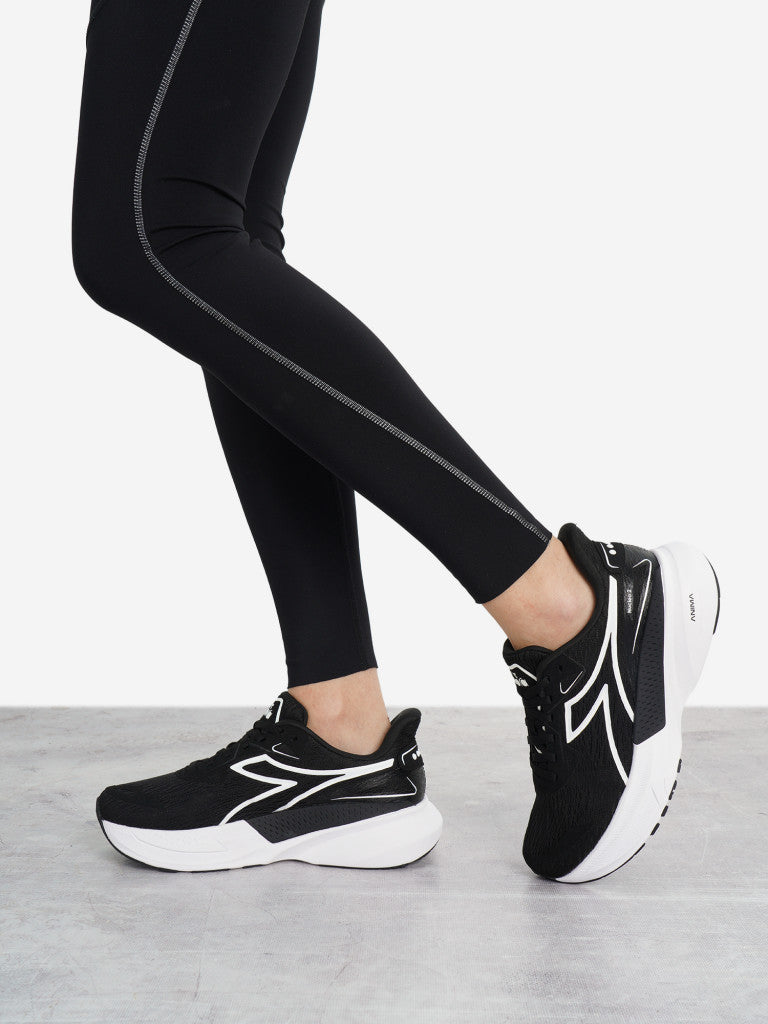 Diadora Nucleo 2