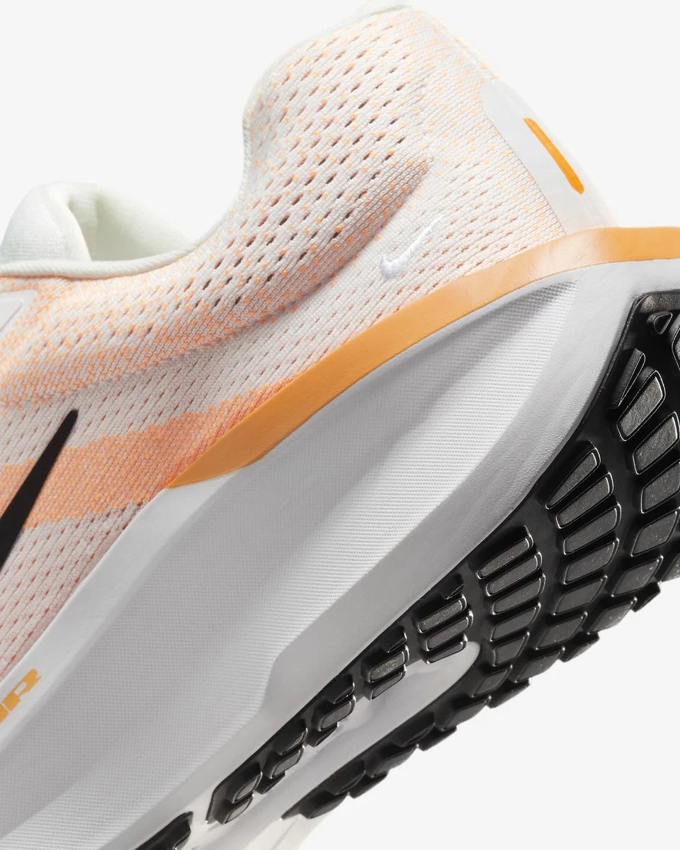 Nike Winflo 11 Sail Laser Orange Coconut Milk Black
