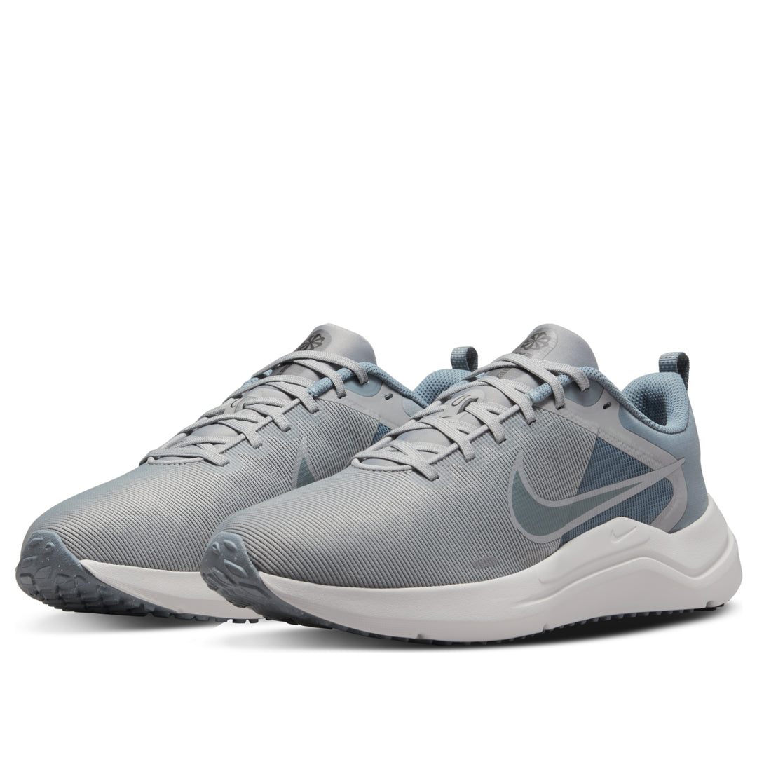 Nike-Downshifter 12 'Light Smoke Grey Photon Dust'