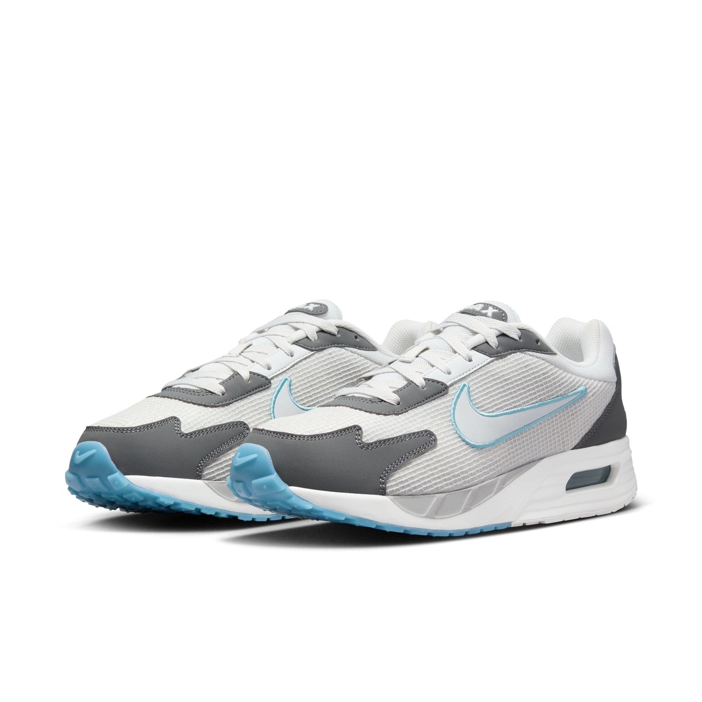 NIKE Men's Air Max Solo Cross Country
