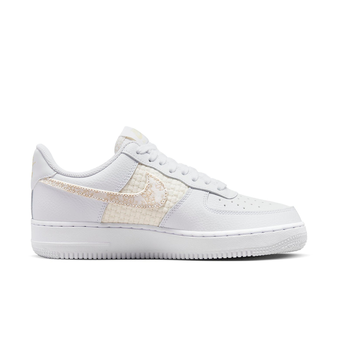 Nike Air Force 1 '07 SE 'Flower Swoosh'