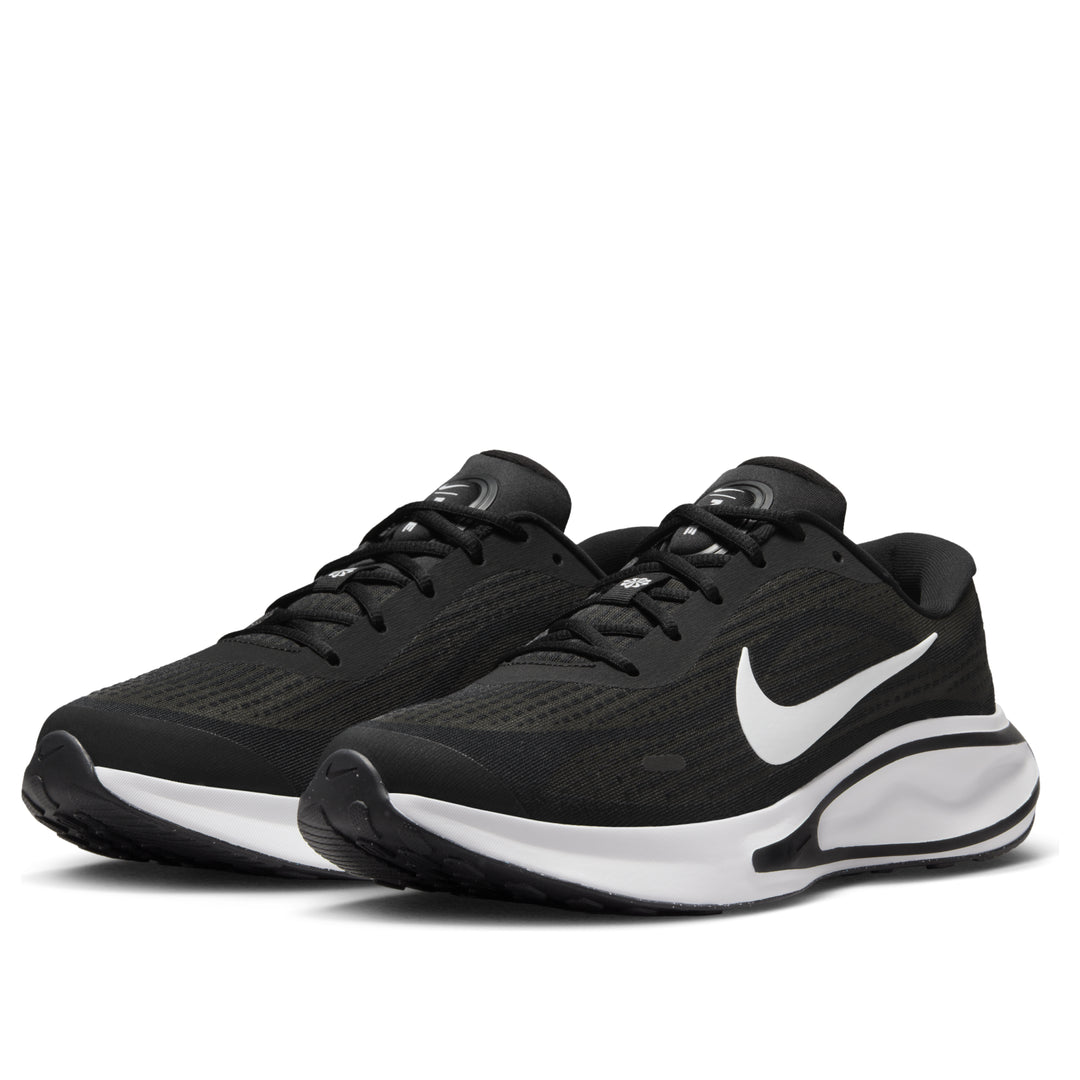 NikeJourney Run 'Black White'