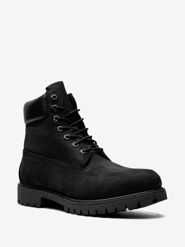 Timberland
Premium boots with a 6-inch heel