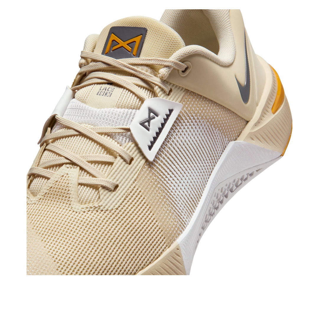 Nike-Metcon 10 'Light Khaki Gold Leaf'