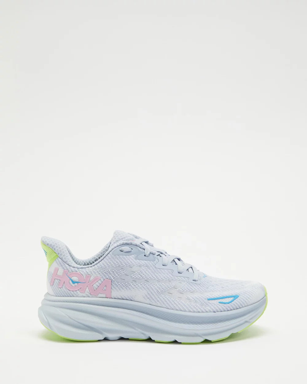 HOKA
Clifton 9