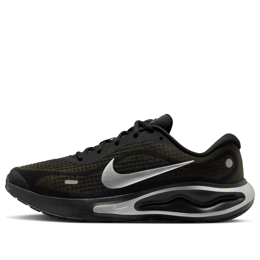Nike-Journey Run 'Black Metallic Silver'