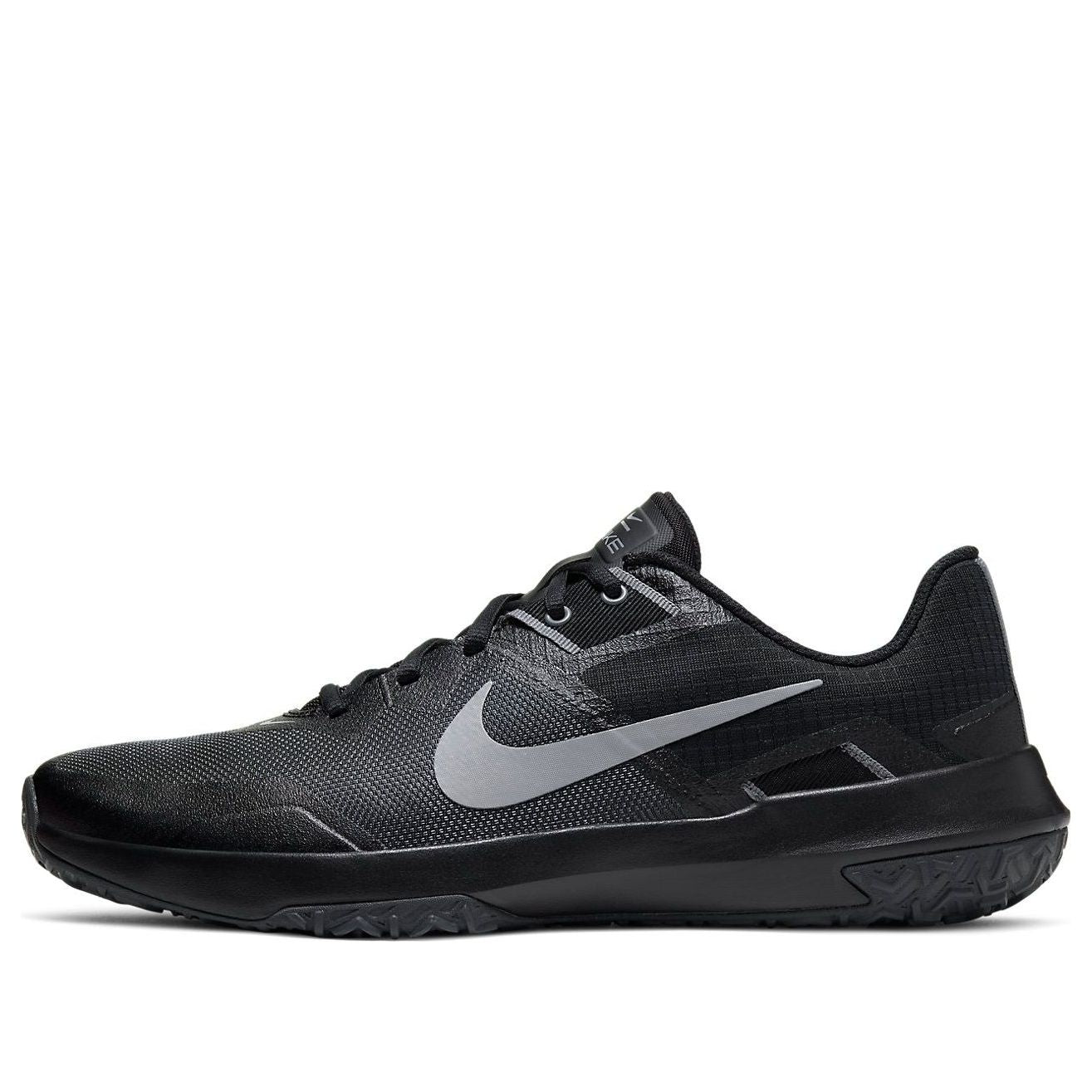 Nike-Varsity Compete TR 3 'Dark Smoke Grey'