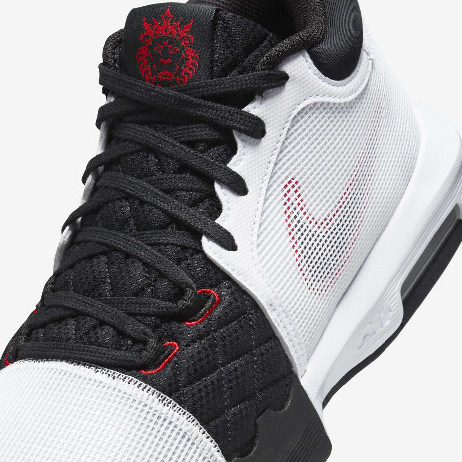 Nike LeBron Witness 8