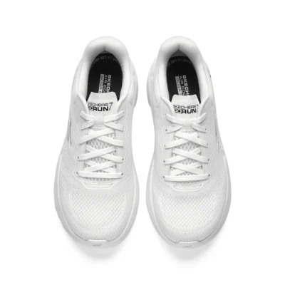 Skechers GOrun 7