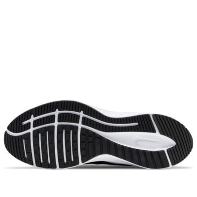 Nike Nike Quest 3 Shield 'Black Metallic Silver'