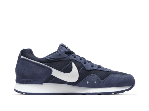 Nike Venture Runner