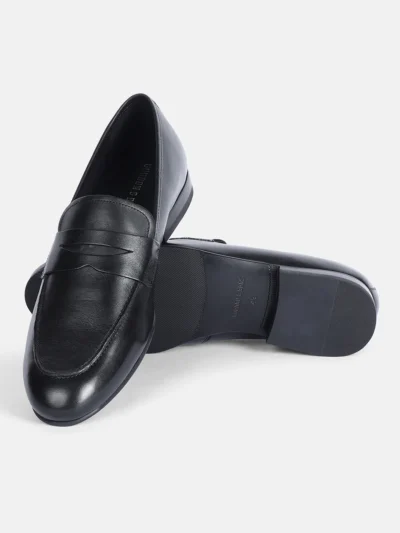 GORDON AND BROS PLAIN BLACK