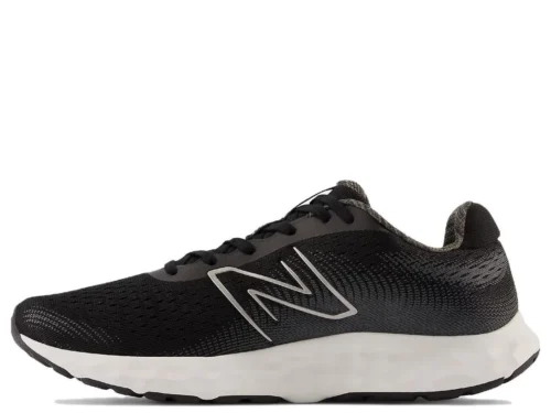 M New Balance 520 v8