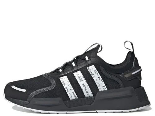 main-square_73373db5-4906-44c3-bd67-e23b04bd6bfd_1920x adidas NMD_V3 'Black White'